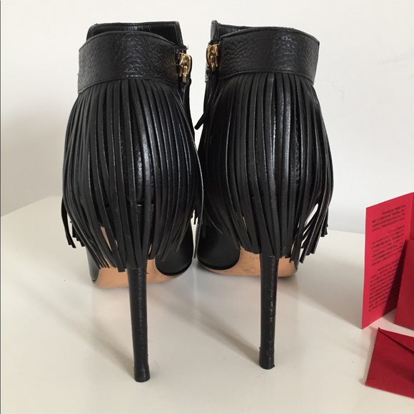 ⛔️SOLD⛔️VALENTINO Rockstud fringe boots - Picture 6 of 8